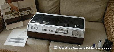 The Philips N1500 VCR.