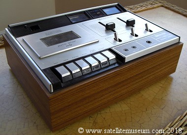 Amstrad Model 7000 stereo cassette deck