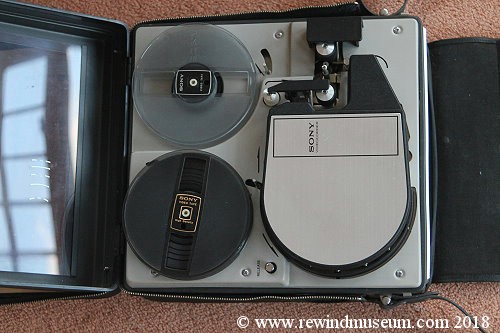 Sony DV-2400 Video Rover brochure