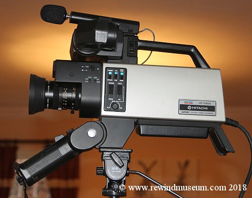 Hitachi VK-C800E camera