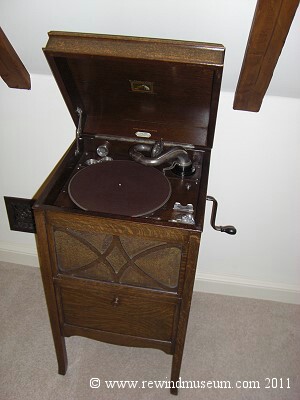 HMV Model 145 Bijou Grand gramophone.