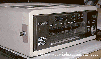 Sony SL0-340 first portable Betamax.