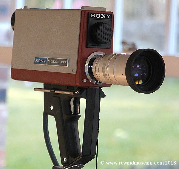 Sony AVC-3420CE camera