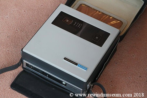 Sony DV-2400 Video Rover brochure