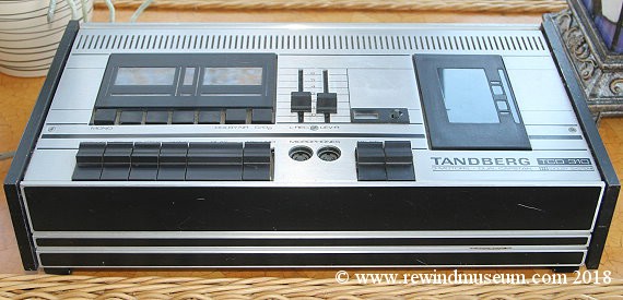 Tandburg TCD310 stereo cassette deck.